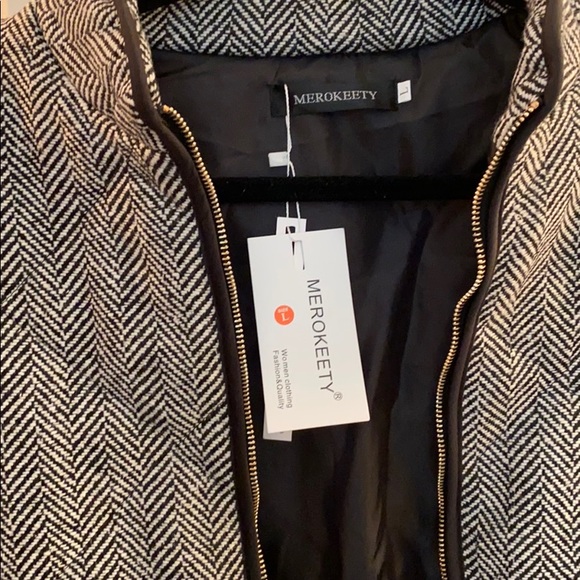 Brand new vest - Picture 2 of 4